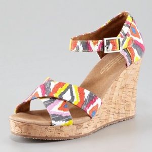 Tom’s Colorful Ikat Sienna Wedge